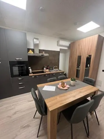 Affittacamere Lungotevere Testaccio 6 -