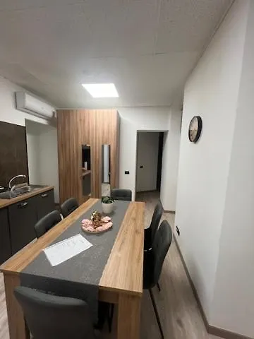 Lungotevere Testaccio 6 - 4*