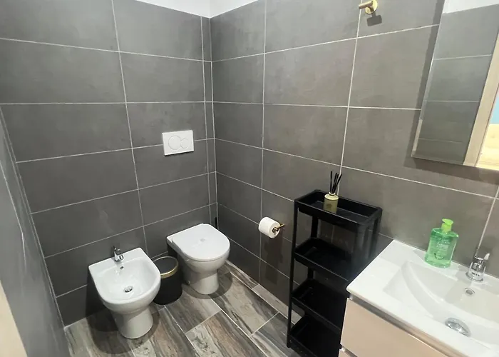 Lungotevere Testaccio 6 -