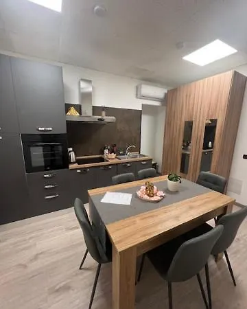 Πανσιόν Morena