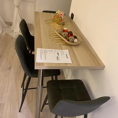 Morena Πανσιόν 4*